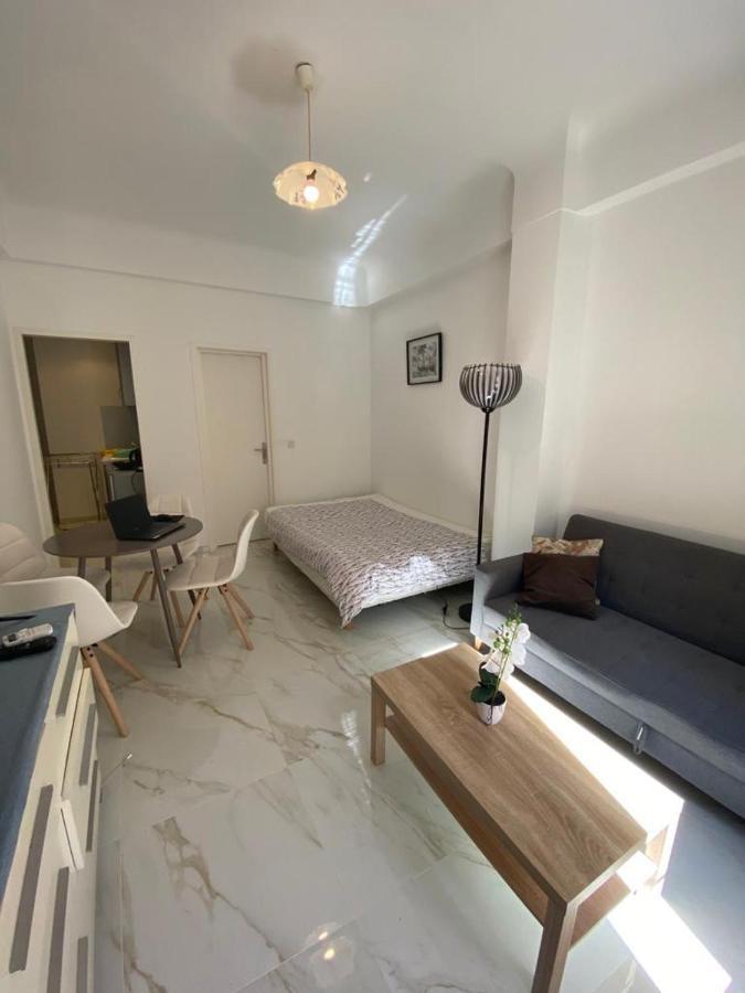 Studio, Centre Ville, Bord De Mer, * Nizza