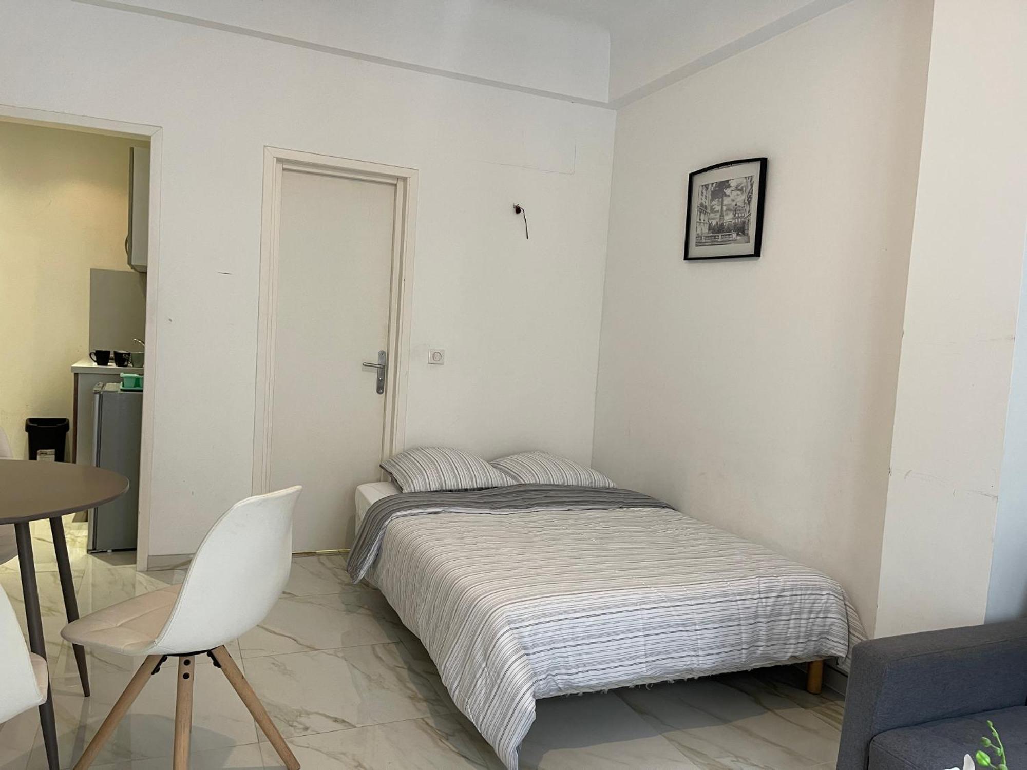 Apartment Studio, Centre Ville, Bord De Mer, Nizza